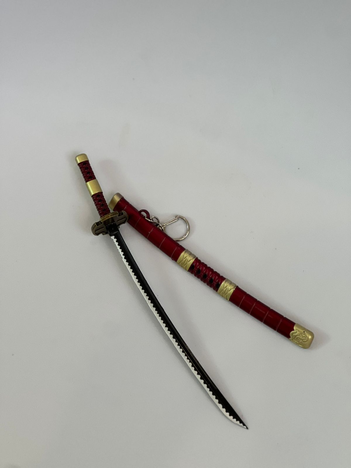 22cm One piece zoro red sword metal keychain