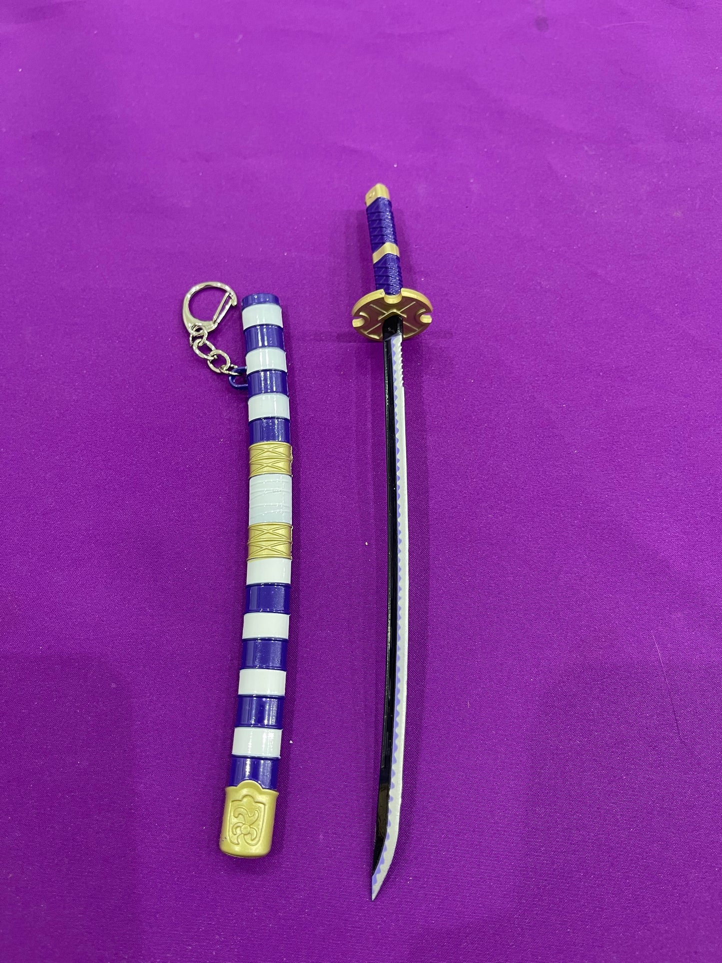 One piece luffy sword keychain
