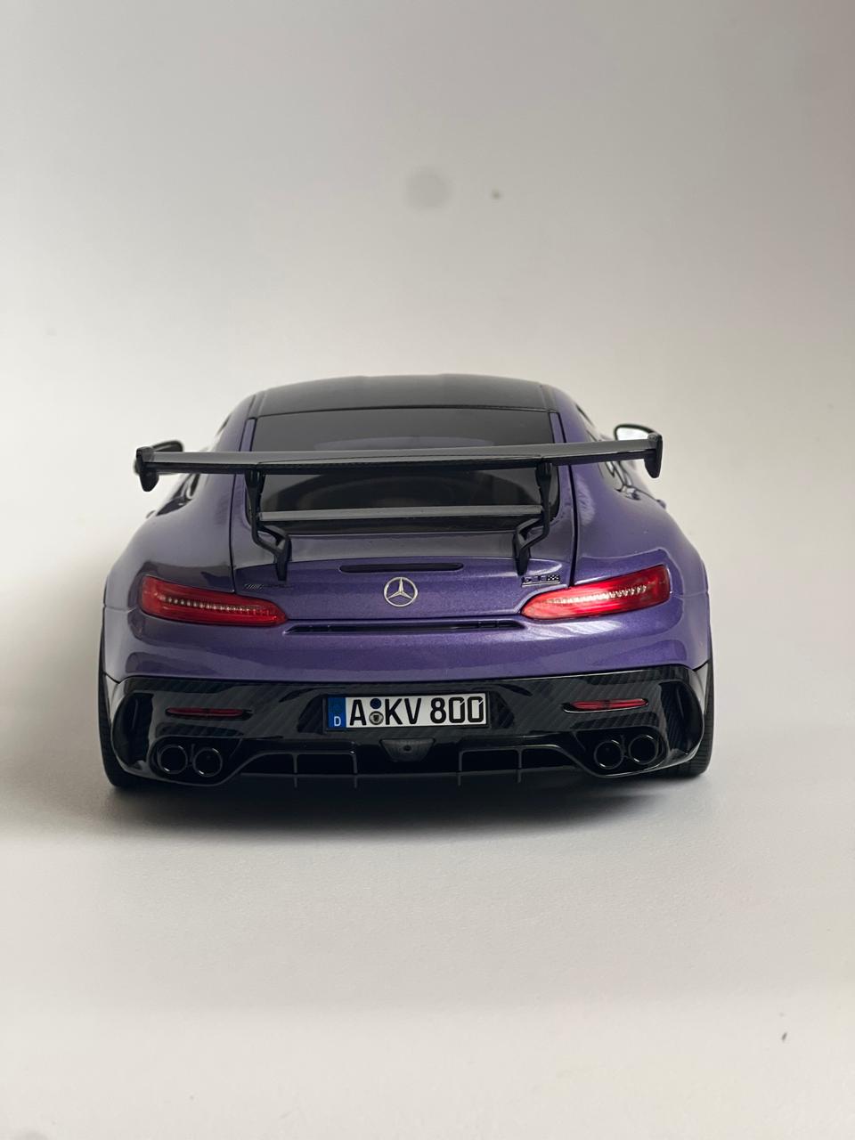 1:18 Mercedes Benz AMG GT